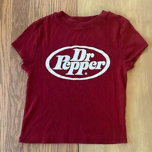 Dr. Pepper Logo Girls Baby T-Shirt size SMALL
100% cotton
Wash cold
Cropped fit